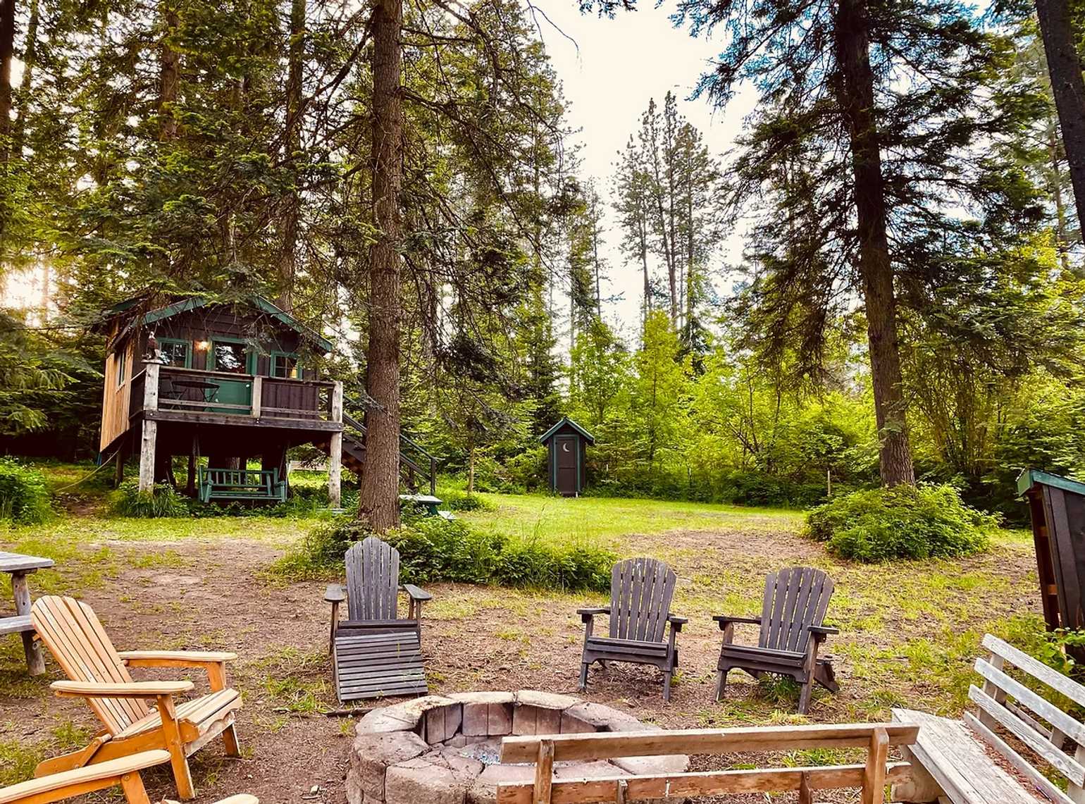 Amongst the Pines Green Bluff, Washington Campspot