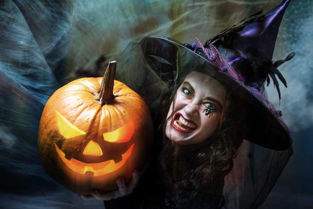 Wizards, Witches, and Warlocks/Halloween Spooktacular Weekend 2