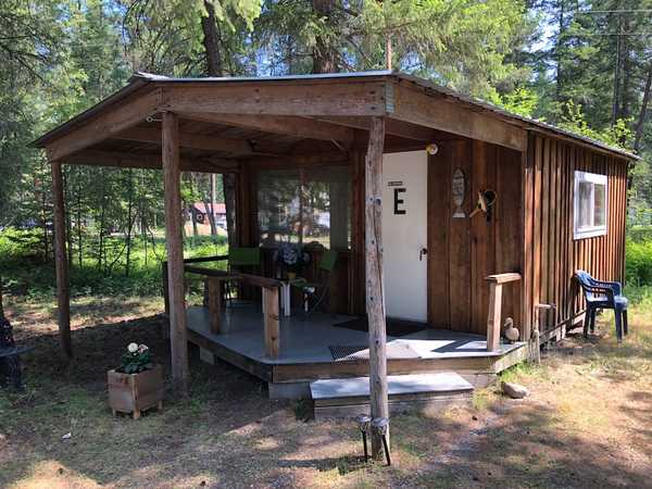 Rustic Cabin Full