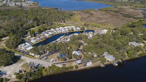 River Oaks RV Resort
