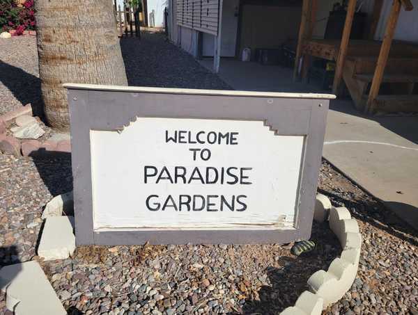 Paradise Gardens Mobile Home & RV Park