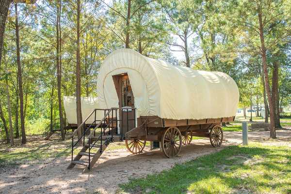 Pecos - Covered Wagon (4 Sleeper)