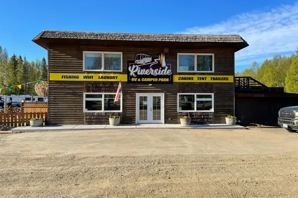 Riverside RV & Camper Park – photo 1
