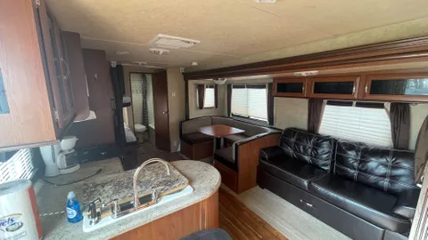 Rental Unit F-426 — image 7 of 7