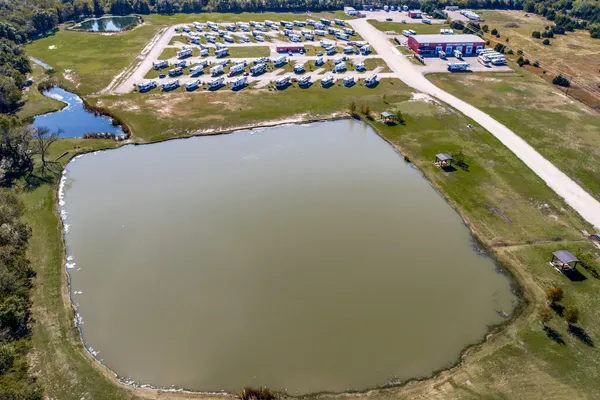 Holiday Road RV Park – photo 1