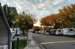 Mountain Shadows RV Park – photo 2