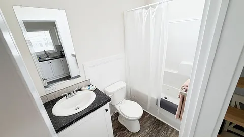 Premium Cottage 1 Bedroom with Loft — image 2 of 8