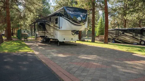 Platinum Full Hookup RV Site — image 6 of 6
