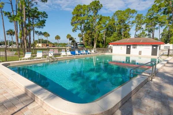 Sun Retreats Estero Bay – photo 1