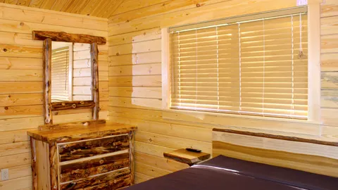 Barton Lake Bungalow — image 2 of 6