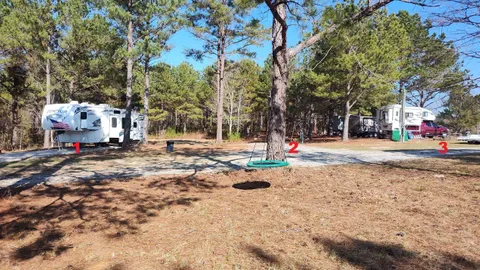 30/50 AMP Deluxe RV Site — image 1 of 2