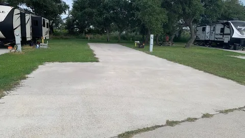 Premium Back - In RV Site — image 3 of 3
