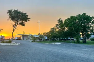 Quiet Texas RV Park – photo 2