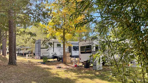 30/50 Amp 70' FHU RV Site — image 7 of 7