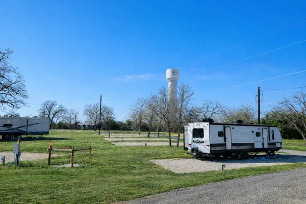 Lone Star Hideaway – photo 1