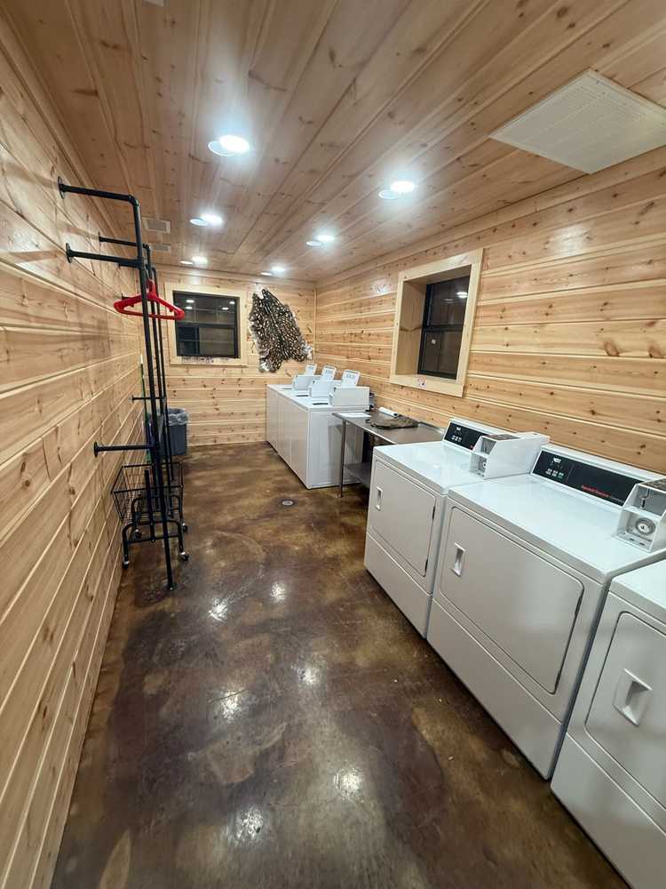 Flip's RV Park, Paris, Texas - Photo 5