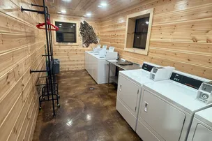 Flip's RV Park – photo 5