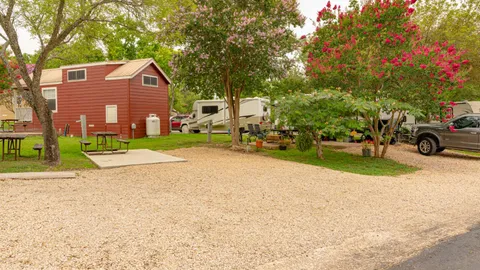 Cozy Full Hookup RV Site — image 2 of 3