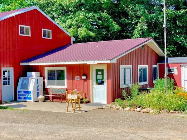East Lake Camping campground
