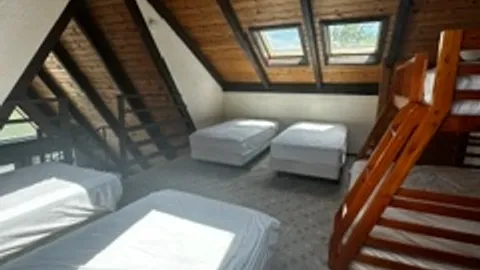 RENTAL CABIN - AFRAME — image 2 of 4