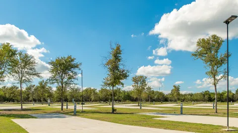 Prime Elite Back-In RV Sites — image 2 of 4