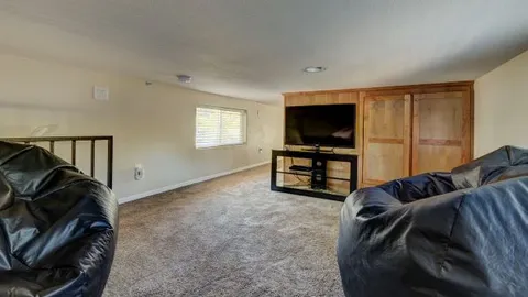 Cottage (10 max) — image 2 of 12
