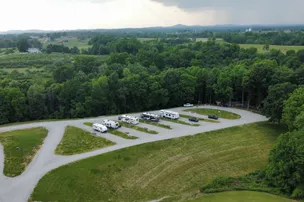 Off The Hook RV Campground – photo 5