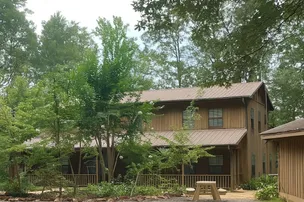 Huckleberry Hideaway Cabins and RV – photo 3