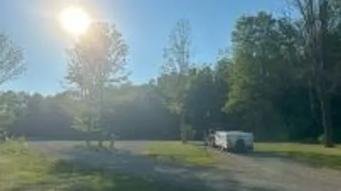 30/50amp FHU Pull Through RV Site — image 1 of 3