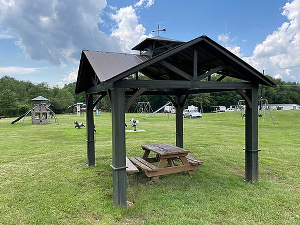 Chestnut Lake Campground, Brodheadsville, Pennsylvania - Photo 5
