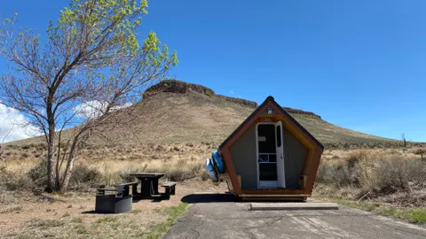 Lake Pod (No Pets) — image 2 of 11