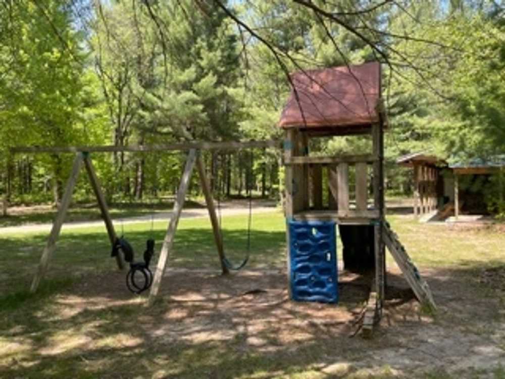 Rustic Rafters Cabins and Camping, Lake City, Michigan - Photo 5