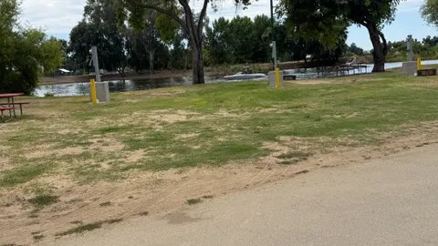 River Front Deluxe FHU — image 15 of 15