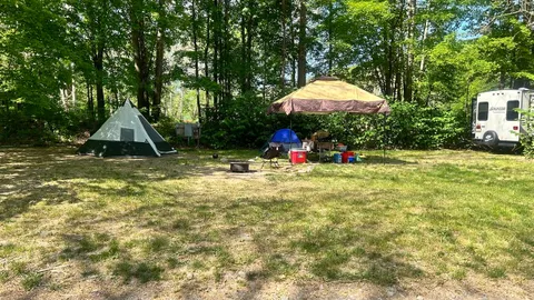 Shady Creekbed Sites tents (off grid) — image 1 of 18