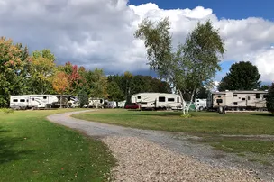 Riverbend RV Park – photo 2