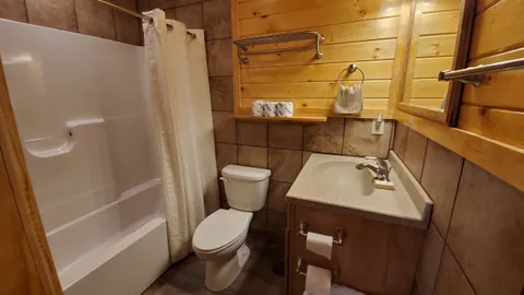 PREMIUM DELUXE CABIN 4 PERSON — image 4 of 4