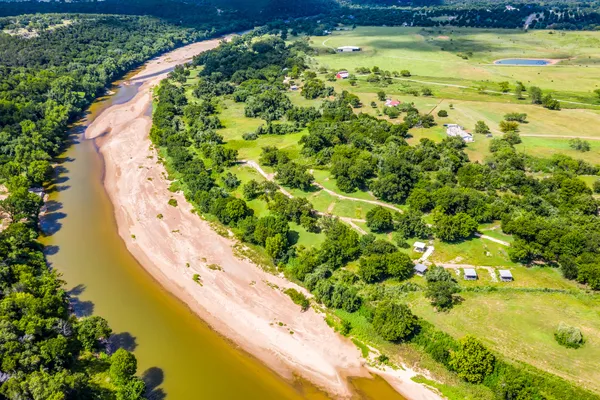 Brazos River Hideout campground
