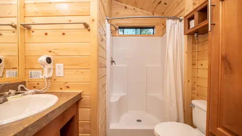 Cozy Cottage — image 2 of 7