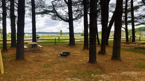 Oakie’s Circle / Tent / 20 Amp — image 2 of 4