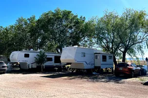 Avery's RV Park – photo 3