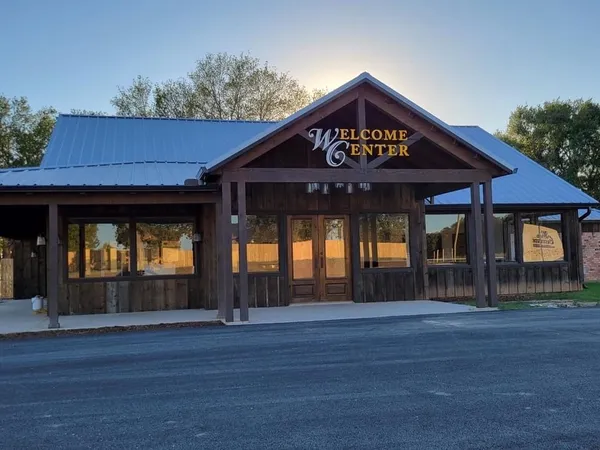 Waco Creekside Resort campground