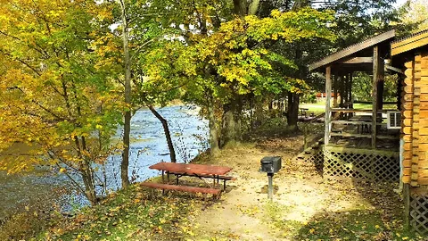 Deluxe 6 Person Riverfront Cabin — image 1 of 2