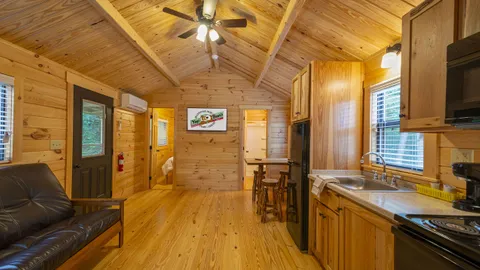 Yogi Bear™ Deluxe Cabin — image 2 of 9