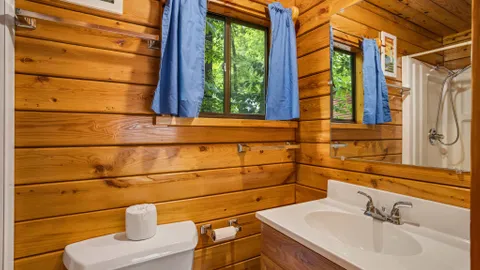 Log Cabin - LC1 — image 2 of 10