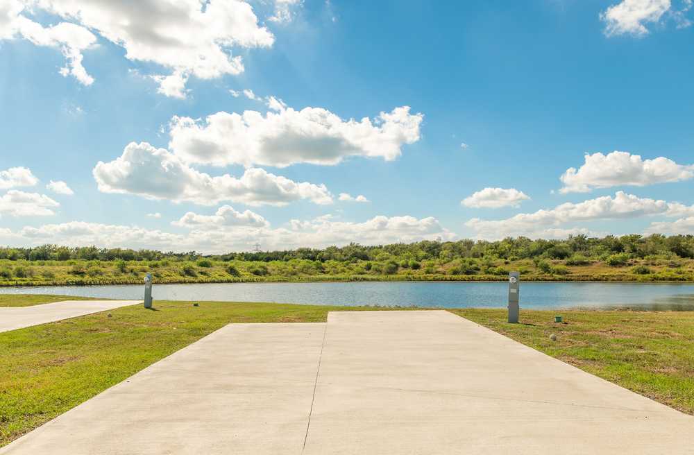 Arroyo Valle RV Resort, Del Valle, Texas - Photo 5