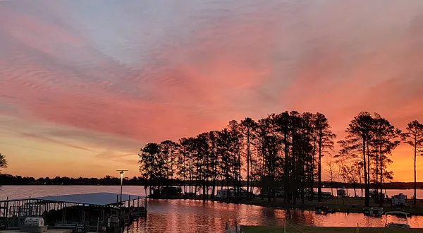 Flat Creek Marina and RV Camping campground