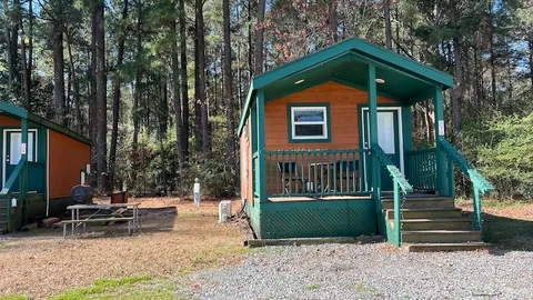 Standard Cottage with Bunks -4max — image 1 of 1