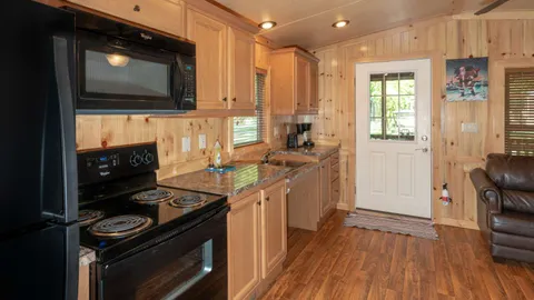 Holiday Cottage — image 10 of 10
