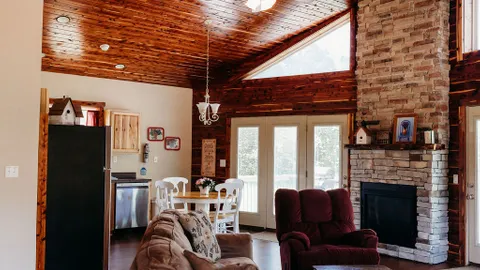 Cedar — image 12 of 12