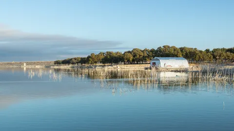 CABIN WITH AC — image 2 of 4